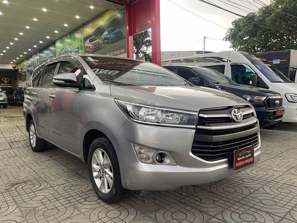 Toyota Innova 2017 2.0E chất gia đình.. Mua bán Ô tô tại Huyện Tân Phú Đồng Nai được đăng bởi Salon AUTO THÀNH TRUNG Đồng Nai hình 3