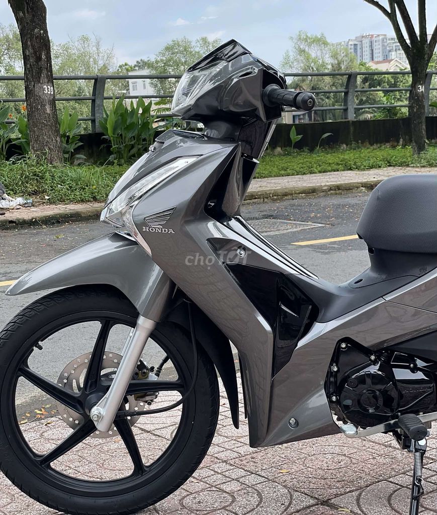 Fu úp wave i xe đẹp. Mua bán Xe máy tại Quận 8 Tp Hồ Chí Minh được đăng bởi Đặng Thái Hòa hình 3