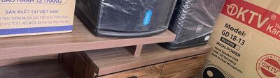 Kể cho bác nào để tivi loa âm ly. Mua bán Tủ, kệ gia đình tại Thành phố Thuận An Bình Dương được đăng bởi Âm thanh chuyên nghiệp 