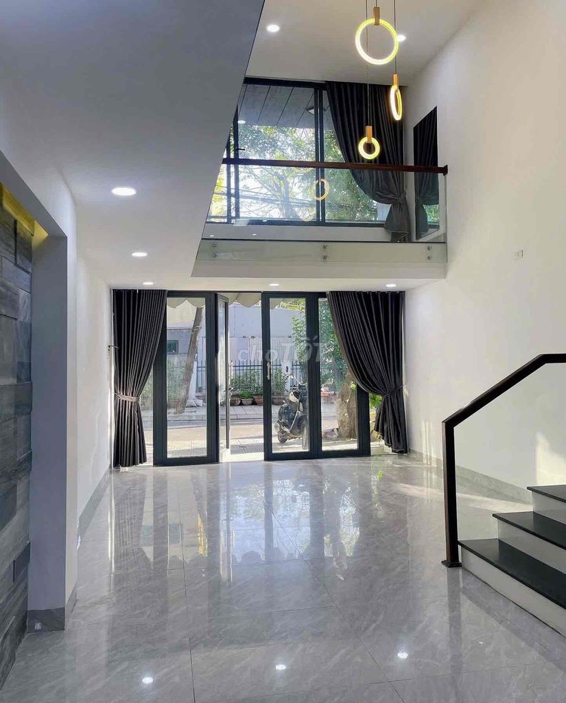 Аренда · 4 комн. · 90 м² · Quận Hải Châu, ул. Đường Tiên Sơn 14