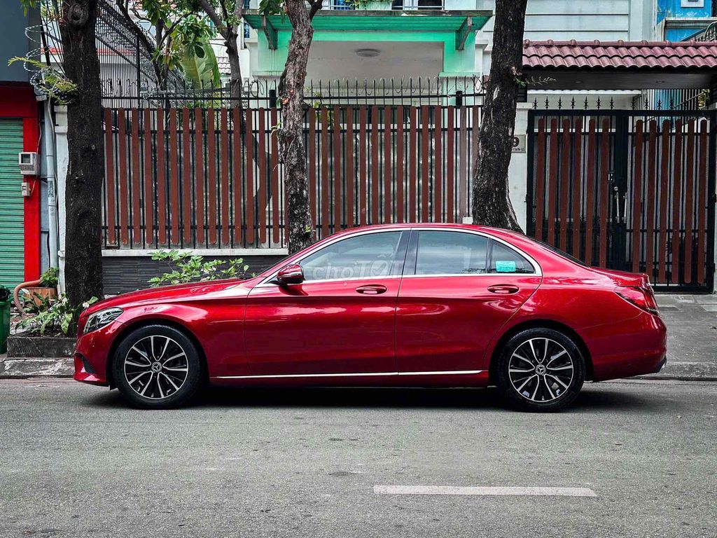 Mercedes Benz C Class 2019 C 200 - 70000 km. Mua bán Ô tô tại Quận Bình Thạnh Tp Hồ Chí Minh được đăng bởi Bi hình 4