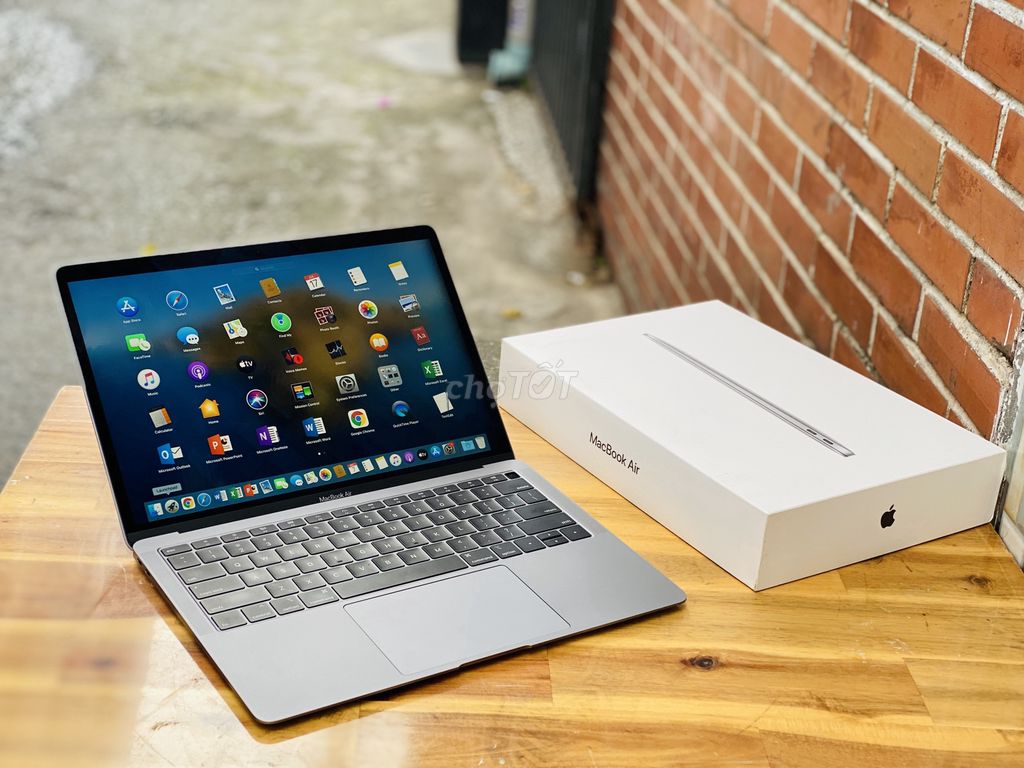 Macbook Air retina 2019 i5 zin đep cài sẵn 2HĐH. Mua bán Laptop tại Quận Tân Phú Tp Hồ Chí Minh được đăng bởi MÁY ZIN CHUẨN GIAO TẬN NHÀ hình 1