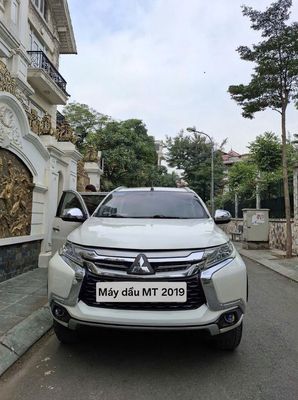 Mitsubishi Pajero Sport 2.4D 4x2 MT 2019 - 560Tr