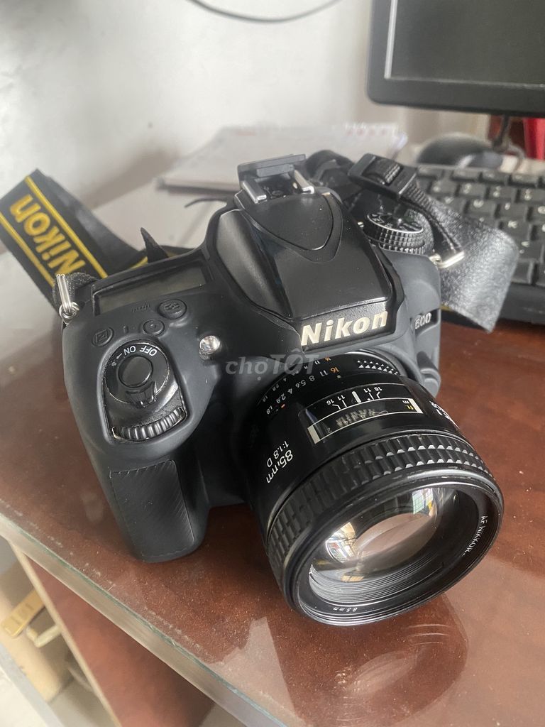 Nikon D600 và Lens 85D