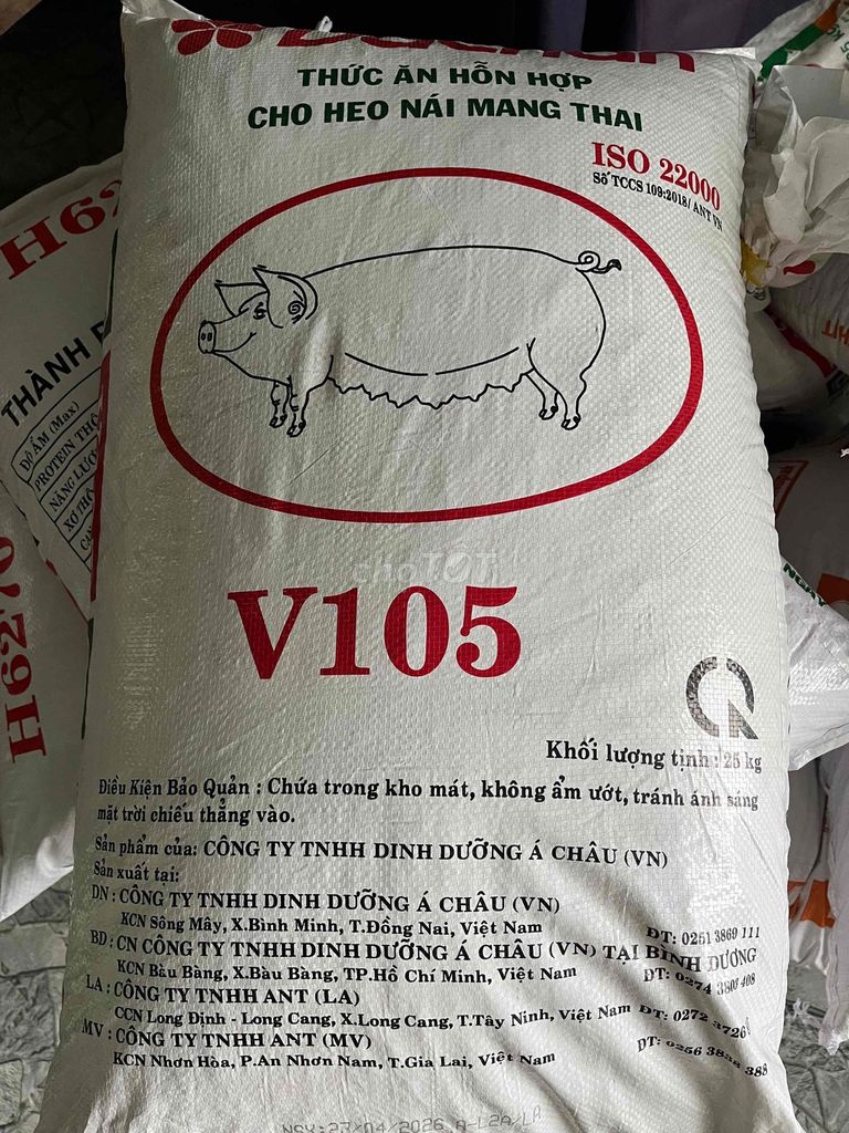 Thức ăn chăn nuôi heo. Mua bán Phụ kiện, Thức ăn, Dịch vụ tại Huyện Long Hồ Vĩnh Long được đăng bởi  Lê hình 1