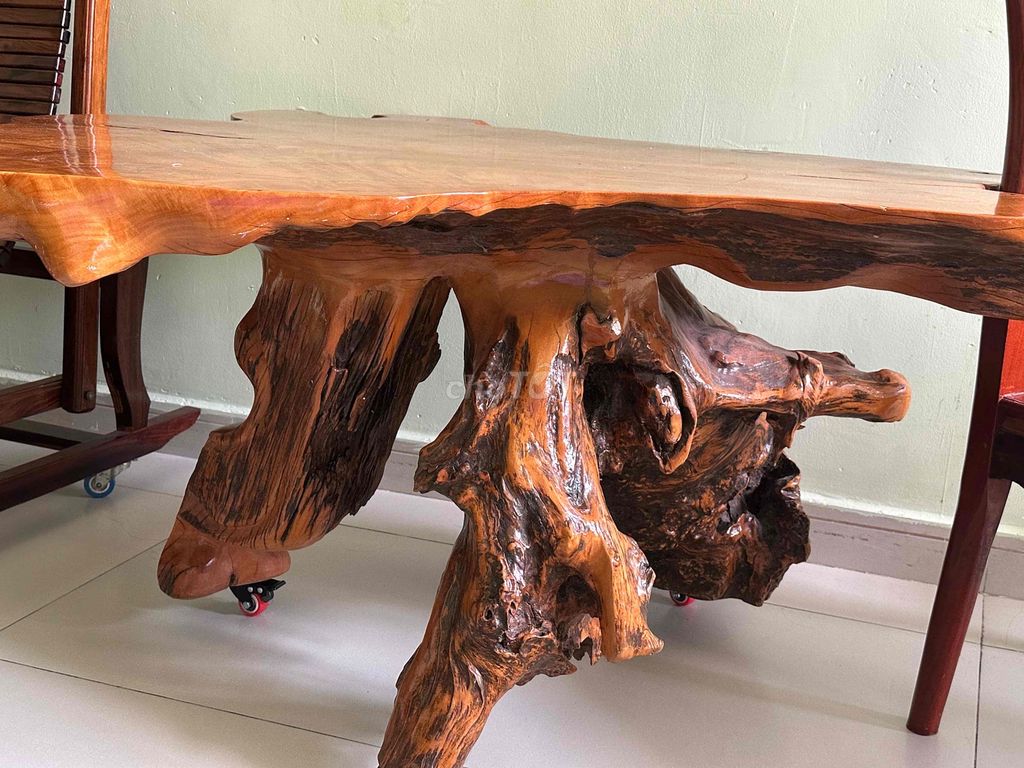 Bàn trà gỗ tự nhiên Mộc mạc Nâu. Mua bán Bàn ghế tại Thành phố Thủ Dầu Một Bình Dương được đăng bởi Tinpro hình 1
