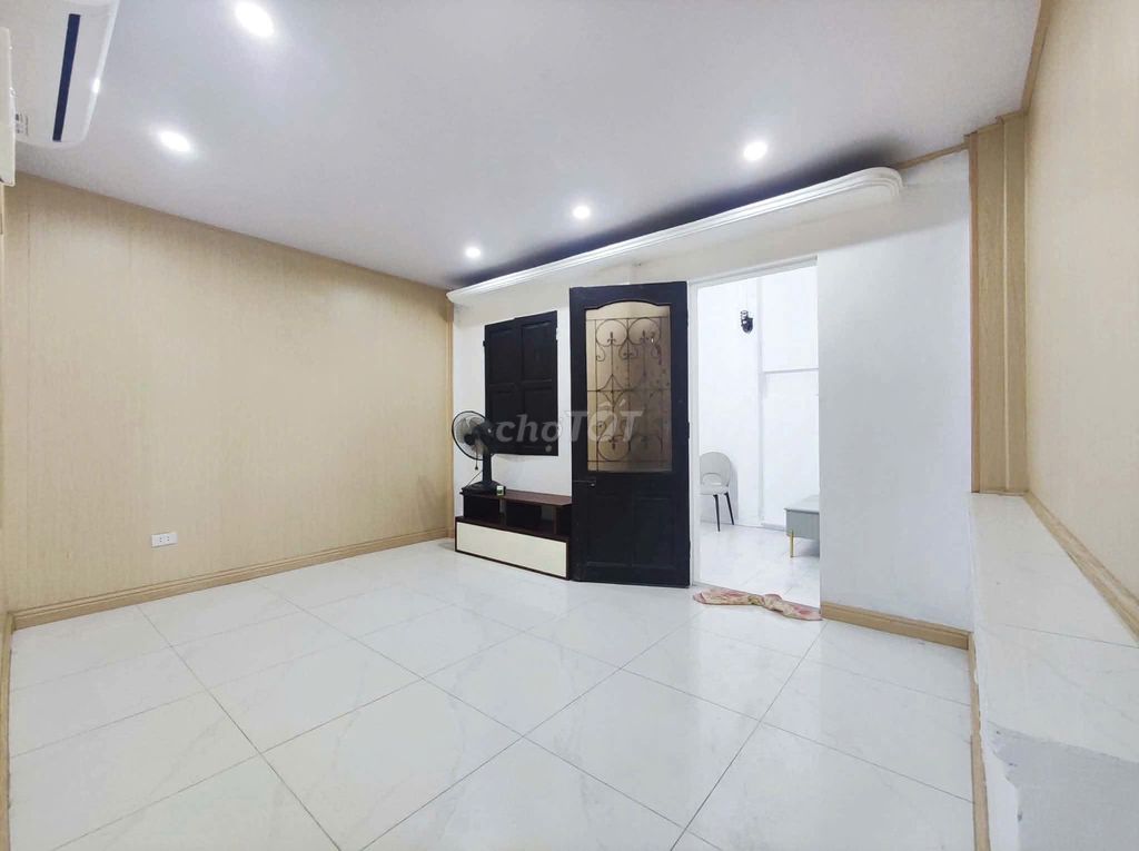Nguyên căn Đội Cấn Ba Đình Full đồ 40mx4Tx4PN 11 triệu