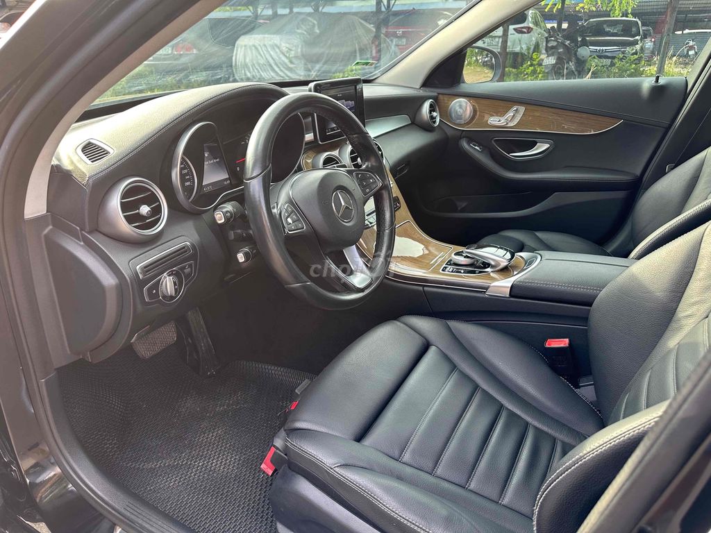 Mercedes Benz C Class 2016 C250 Exclusive - 91000. Mua bán Ô tô tại Quận Cầu Giấy Hà Nội được đăng bởi Vũ Kiên hình 8