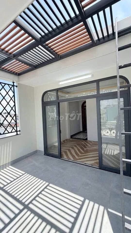 Продается дом 4x13 м в VIP-районе Вьет Лиет, провинциальная дорога, 10