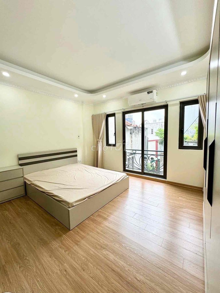 Nhà Ngọc Lâm,LB Giá Siêu Tốt Ô Tô Đỗ CỬa,Mới Đẹp Ở Ngay Sang Phố Gần. Mua bán nhà ở tại Quận Long Biên Hà Nội được đăng bởi Nguyễn Thị Lan hình 3