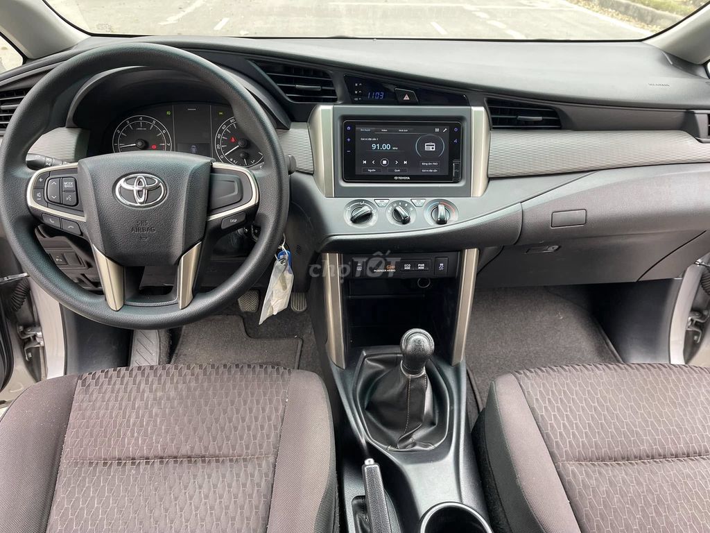 Bán Innova số sàn 2022 form mới 68.000 Km cực đẹp. Mua bán Ô tô tại Quận Gò Vấp Tp Hồ Chí Minh được đăng bởi Xuân Trường hình 3