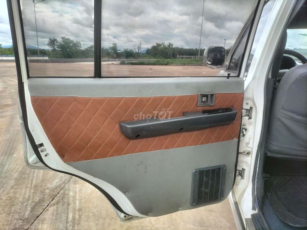 2003 SS 2.0 2003 - 9999 km. Mua bán Ô tô tại Huyện Chư Pưh Gia Lai được đăng bởi Đông Dương  hình 5