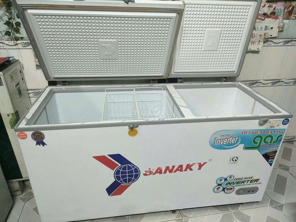 Tủ đông Sanayky Inverter 680 lít, máy zin tiết kiệ