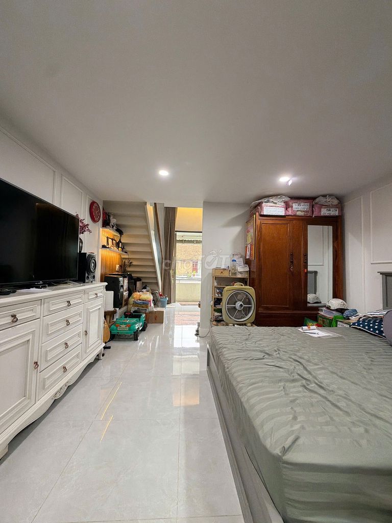 ✨ КРАСИВАЯ НЕБОЛЬШАЯ КВАРТИРА В ЦЕНТРЕ РАЙОНА 4 — 42 м²