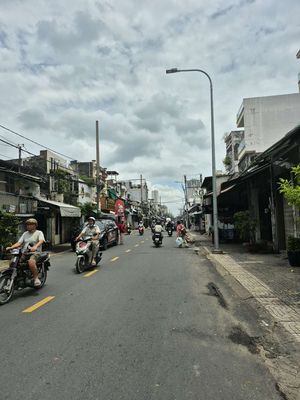 Nhà phố 38 m² · 3 PN · Đường Tân Hòa Đông