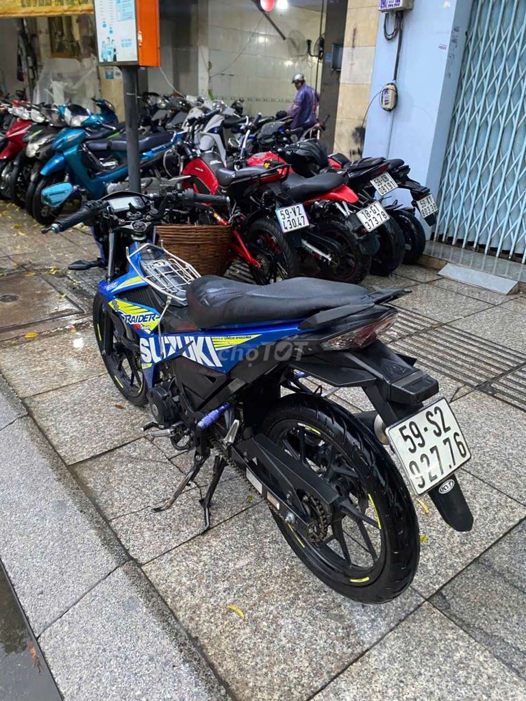 Suzuki raider Fi 2020 mới 90% Bstp chính chủ. Mua bán Xe máy tại Quận Tân Phú Tp Hồ Chí Minh được đăng bởi Tuanduy hình 6