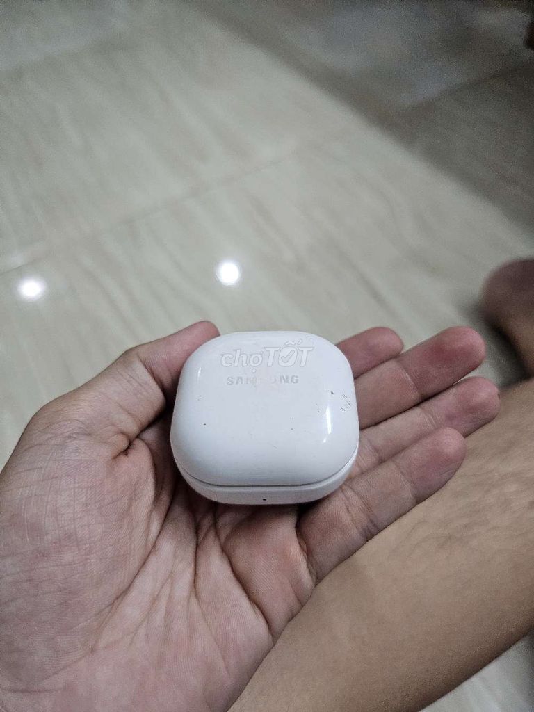 Tai nghe Samsung Buds 2 Trắng. Mua bán Tivi, Âm thanh tại Quận Tân Bình Tp Hồ Chí Minh được đăng bởi Phúc Nguyễn hình 1