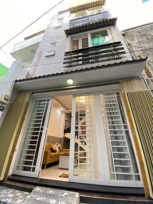 Аренда · 5 комн. · 40 м² · Quận Phú Nhuận, ул. Đường Hoàng Hoa Thám