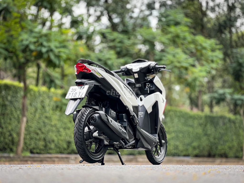 Vario 150cc 2017 odo lướt 3.400km zin chính chủ. Mua bán Xe máy tại Quận 7 Tp Hồ Chí Minh được đăng bởi Lê Văn Đạt hình 4