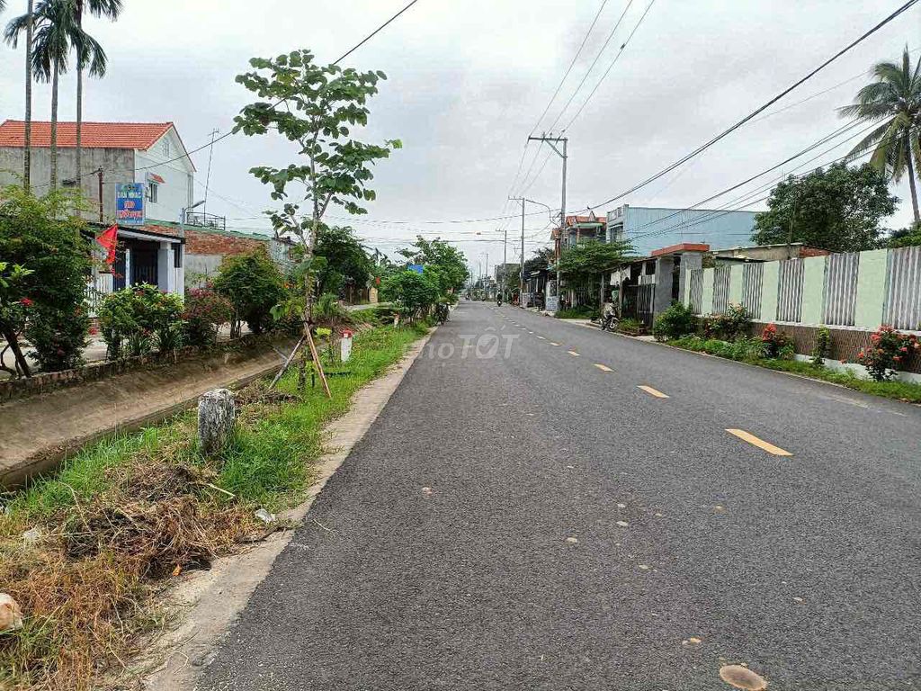 Chính Chủ Cần Bán Lô Đất Giá *** Thị Trường. Mua bán đất tại Thị xã Điện Bàn Quảng Nam được đăng bởi Lê Tự Giàu hình 2
