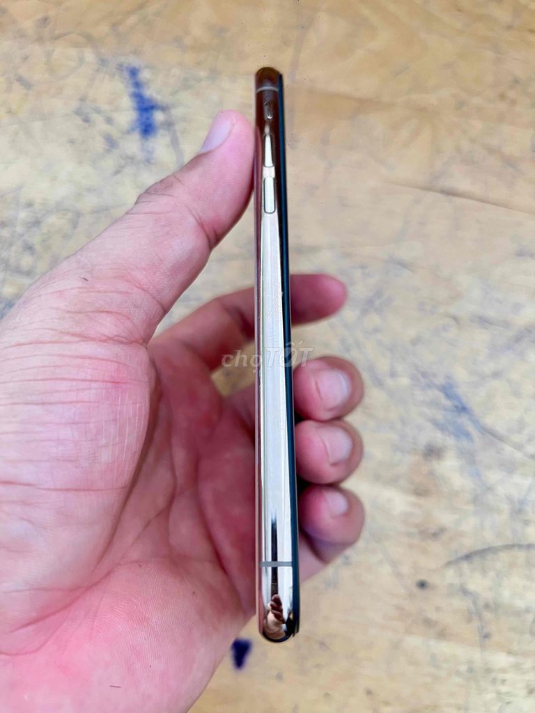 Apple iPhone Xs 256GB Vàng đồng Đã qua sử dụng. Mua bán Điện thoại tại Quận Bình Tân Tp Hồ Chí Minh được đăng bởi CẦM ĐỒ THÀNH ĐẠT 86 hình 1