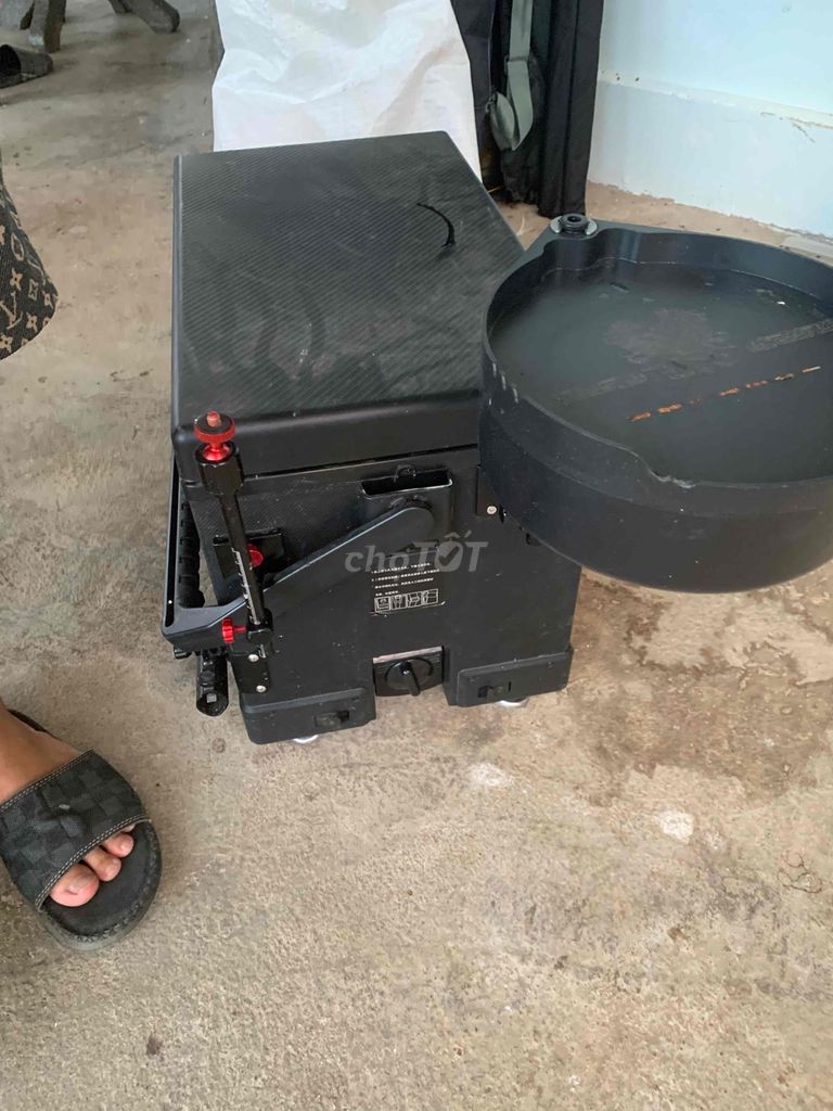 Thùng câu đài Kz Fishing Nhựa Đen. Mua bán Đồ thể thao, Dã ngoại tại Huyện Hoài Ân Bình Định được đăng bởi N H T hình 1