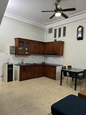 Townhouse 35 m² · 2 bed · Phố Phú Viên
