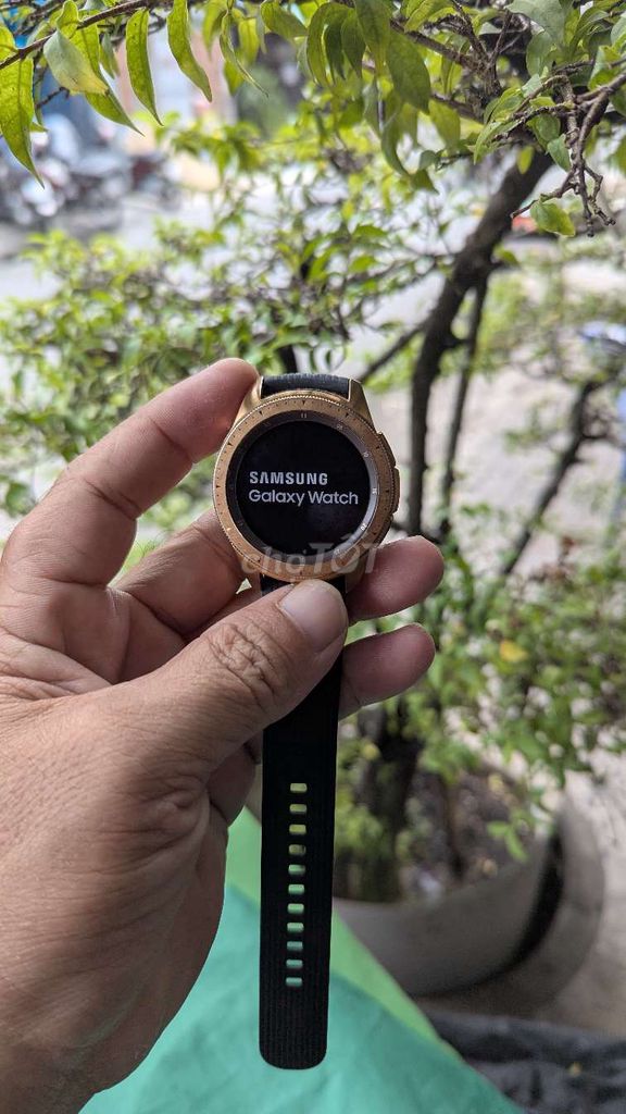 Samsung Galaxy Watch (D788) Vàng đồng. Mua bán Thiết bị đeo thông minh tại Quận 8 Tp Hồ Chí Minh được đăng bởi Đăng Huỳnh  hình 1
