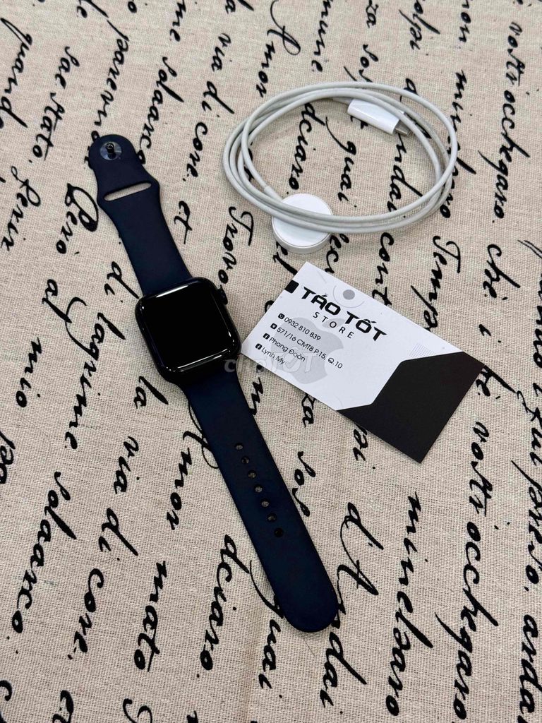 Apple wacth SE 2022 44mm midnight ful pk zin P97%