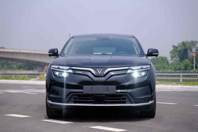 Xe điện Vinfast VF8 Eco 2024 Đen. Mua bán Ô tô tại Thành phố Thủ Đức Tp Hồ Chí Minh được đăng bởi Huỳnh Chí Thông