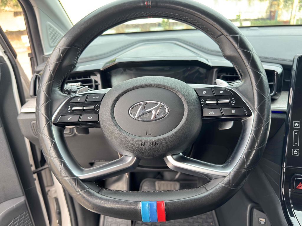 Hyundai Custin 2023 Cao Cấp 2.0T - 60 km. Mua bán Ô tô tại Quận 12 Tp Hồ Chí Minh được đăng bởi Nguyen van nhut hình 9