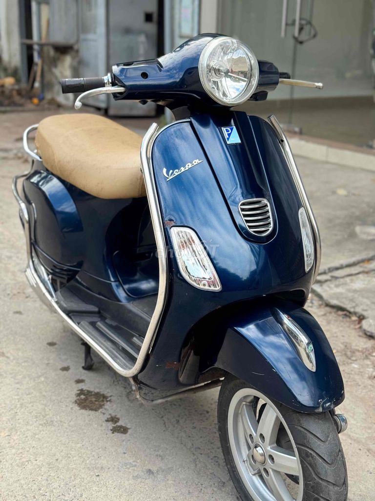 Скутер Piaggio Vespa LX 125 3v i.e. синий, оригинал, как новый