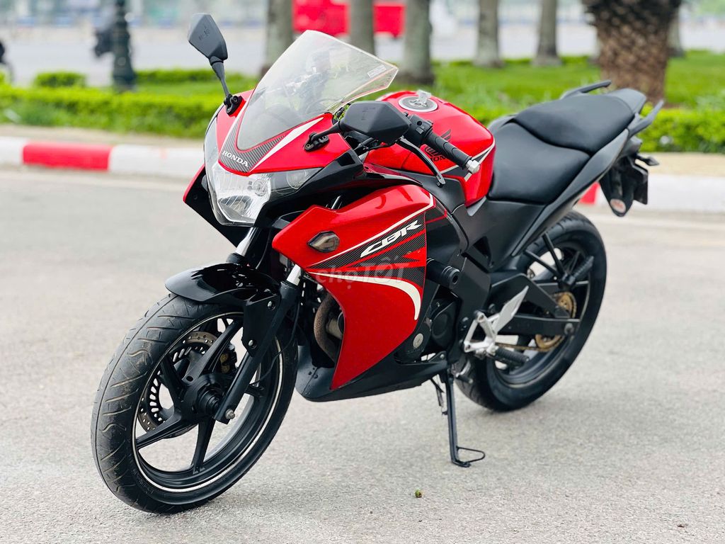 HONDA CBR 150 NHẬP THÁI NGUYÊN ZIN BIỂN 29. Mua bán Xe máy tại Quận Nam Từ Liêm Hà Nội được đăng bởi MAI HÒA hình 4