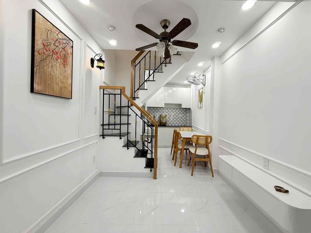 🏡 TRỆT LẦU SẴN NỘI THẤT - SH RIÊNG - NGAY NHÀ THIẾU NHI GV