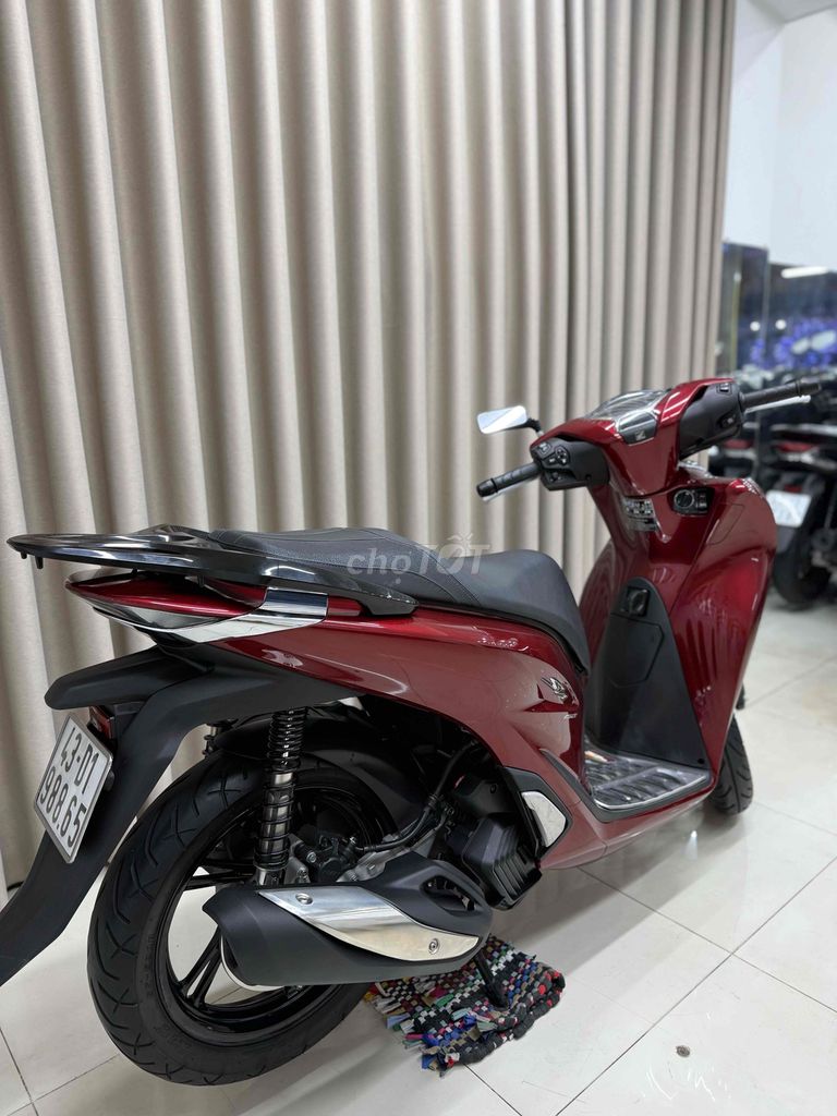 Honda SH 150 2022 Đỏ. Mua bán Xe máy tại Quận Thanh Khê Đà Nẵng được đăng bởi THẾ MẪN CHUYÊN XE LƯỚT CÓ BÁN TRẢ GÓP  hình 5