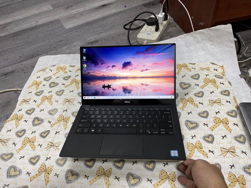 Dell xps 13 9360..i7-7660u..ram 16g..ssd 256g..3k