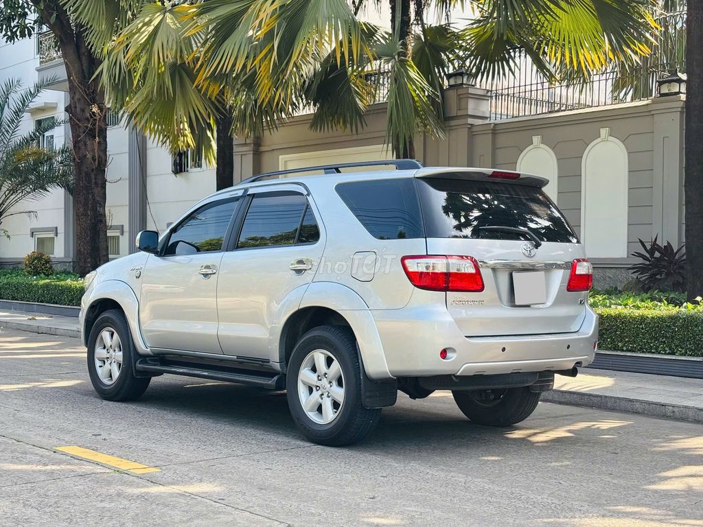 Toyota Fortuner 2010 2.7 4x4 AT 120000 km. Mua bán Ô tô tại Thành phố Dĩ An Bình Dương được đăng bởi Siêu Thị Ô Tô Bình Dương  hình 11