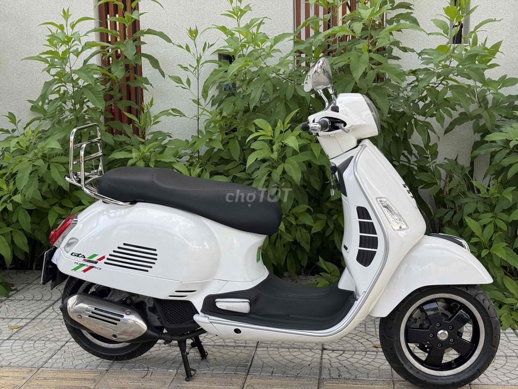 Пьяджо Веспа GTS 125 2019 Белый АБС