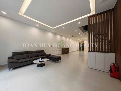 Аренда · 4 комн. · 120 м² · Quận Hải Châu, ул. Đường Hóa Sơn 9