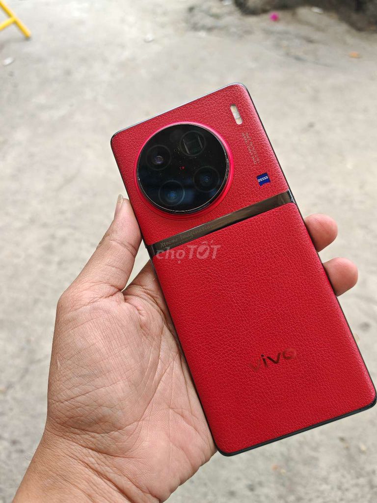 Vivo X90 Pro+ 256GB Đỏ. Mua bán Điện thoại tại Thành phố Thủ Đức Tp Hồ Chí Minh được đăng bởi trịnh công đức hình 1