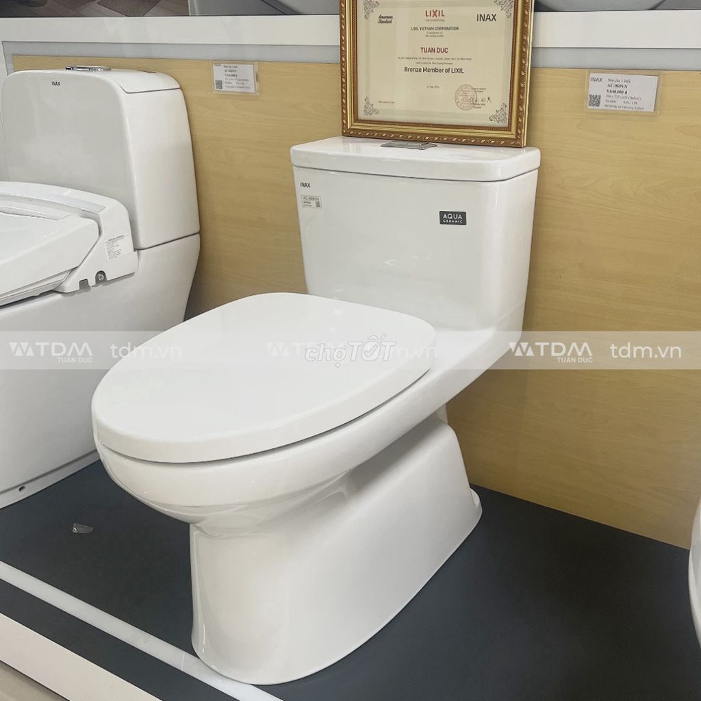 Bồn Cầu INAX AC-969VN 1 Khối Aqua Ceramic. Mua bán Thiết bị vệ sinh, nhà tắm tại Quận Gò Vấp Tp Hồ Chí Minh được đăng bởi Thu TDM hình 1