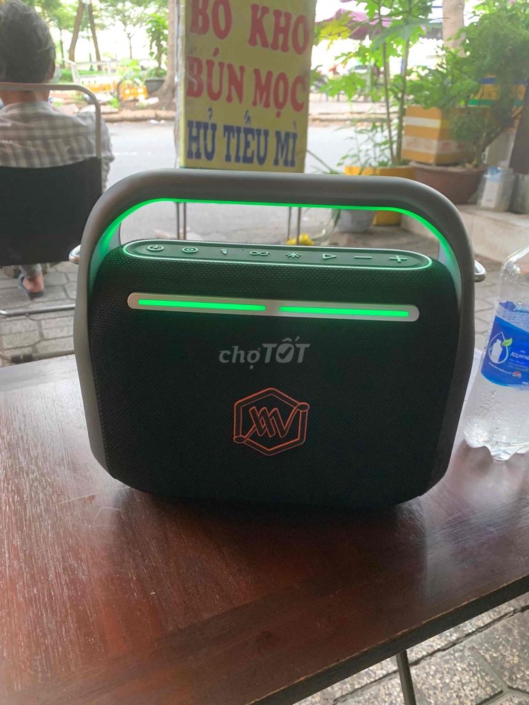 Loa karaoke Sonik 120 Đen. Mua bán Tivi, Âm thanh tại Quận Tân Phú Tp Hồ Chí Minh được đăng bởi Doan Quoc cuong hình 1