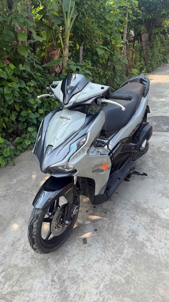 Воздушный клинок Honda 150 ABS 2021 серый