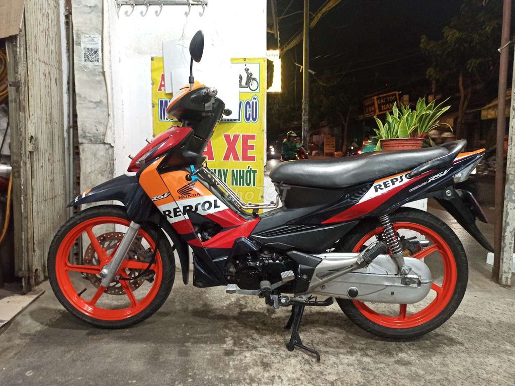 Honda Wave RSX 100 Đen Đỏ Cam PBĐB. BSTP NGAY CHỦ. Mua bán Xe máy tại Quận Bình Tân Tp Hồ Chí Minh được đăng bởi LÊ TRUNG VIỄN. hình 2