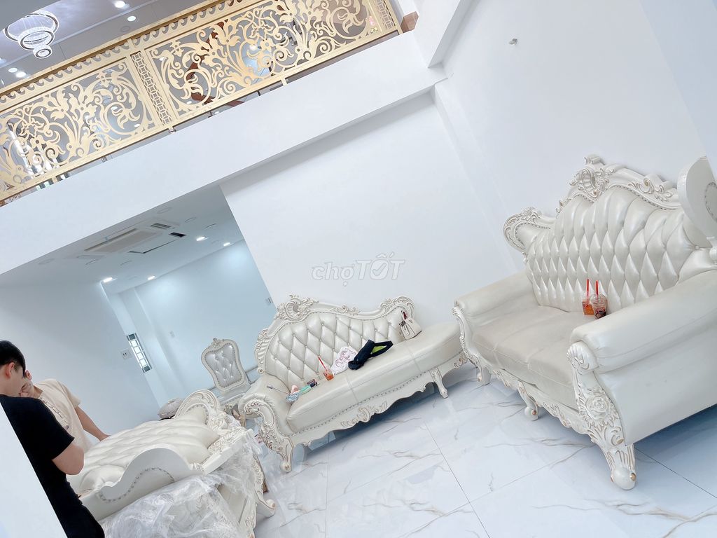 Biệt Thự Tân Cổ, Góc 2 mặt tiền Phan Huy Ích P.12 Gò Vấp, giá 25 triệu