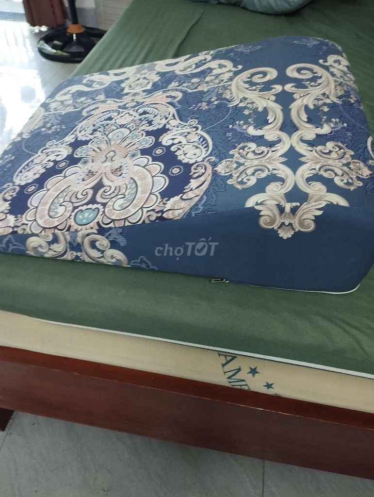 Gối chống trào ngược Yorokobi Xanh dương. Mua bán Mẹ và bé tại Quận Sơn Trà Đà Nẵng được đăng bởi Thu Ngo hình 1