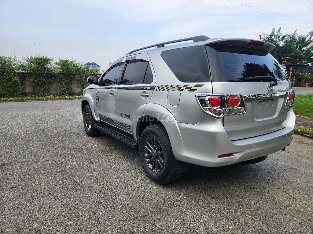Toyota Fortuner 2015 2.7V Bạc. Mua bán Ô tô tại Huyện Bình Chánh Tp Hồ Chí Minh được đăng bởi thanh hình 5
