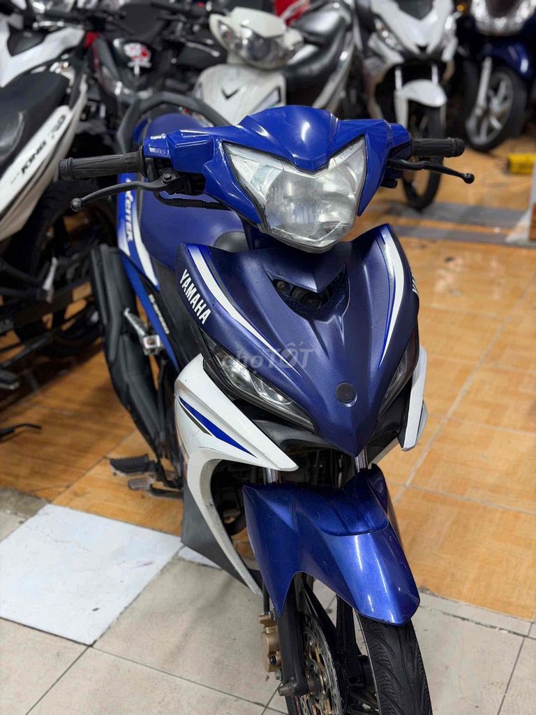 Возбудитель Yamaha 135 2011 Синий Белый