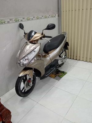 Cần bán xe AB 2012 Rin nguyên bản còn mới 95%. Mua bán Xe máy tại Huyện Đức Hòa Long An được đăng bởi minh hương 