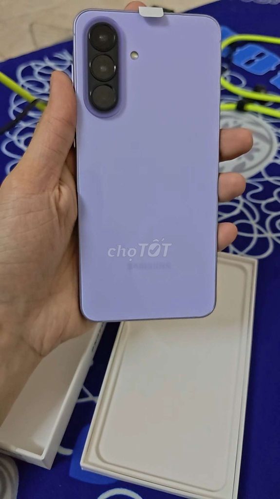 Samsung A57 8GB/128GB Tím. Mua bán Điện thoại tại Quận Ninh Kiều Cần Thơ được đăng bởi Anh khoa Nguyen hình 1